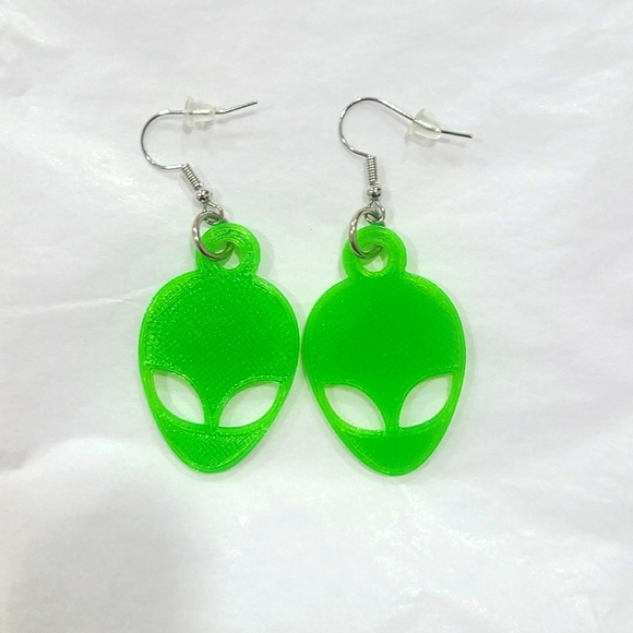 Alien Earrings - Picture 1 of 2
